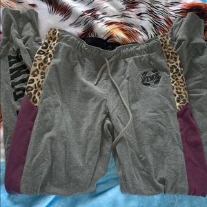 Adorable purple/cheetah print PINK sweatpants 💜